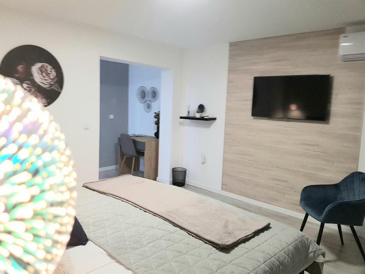 Rooms Vanteo Кореница Екстер'єр фото