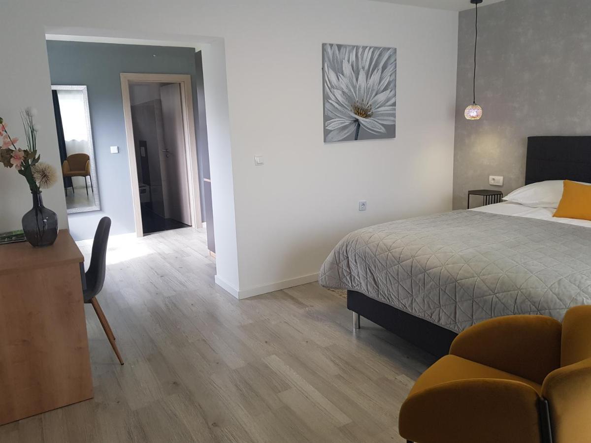 Rooms Vanteo Кореница Екстер'єр фото